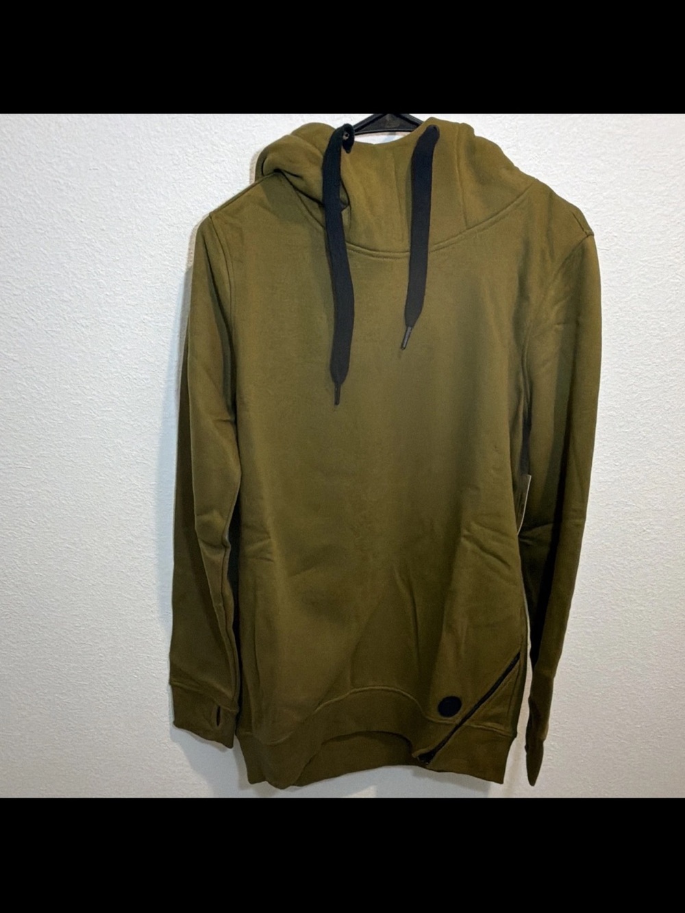 Volcom Men's Olive Green Hoodie Sweatshirt with Black Drawstrings size small
